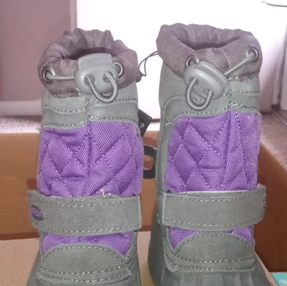 Boots - Picture 3 of 3